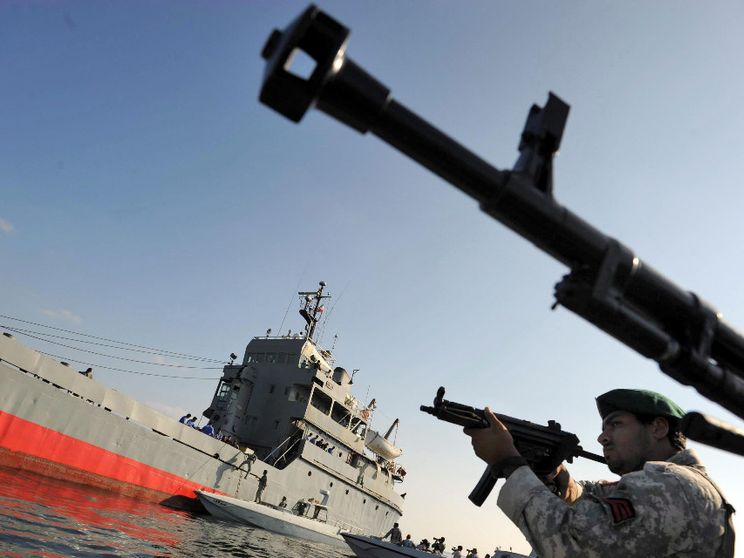 Allarme attentati: caccia alla "gang" che arruola minori online