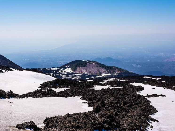 Sulle strade dell'Etna, una magia in bianco e nero