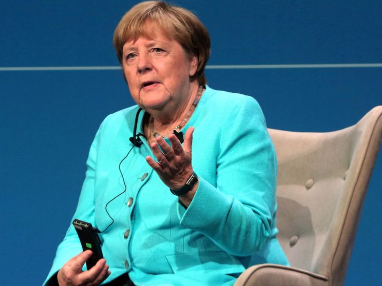Angela Merkel: «Per cambiare il mondo, rinnoviamo il nostro pensare»