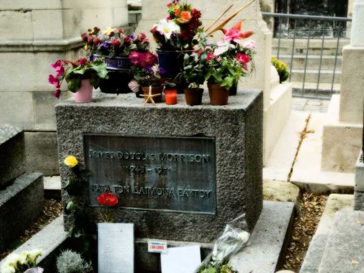 Tombe e "reliquie": i sacrari del rock