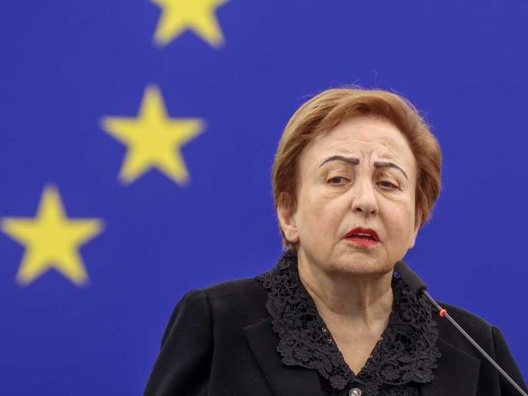 La Nobel iraniana Ebadi: «Il regime resiste, la guerra civile è un rischio da scongiurare»