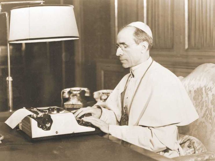 L'alba delle Ardeatine: le suppliche a Pio XII