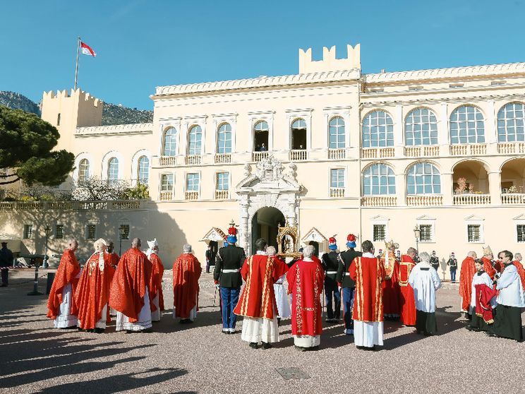 «La pace, le radici cristiane, le sfide etiche: il Principato di Monaco abbraccia il Papa»