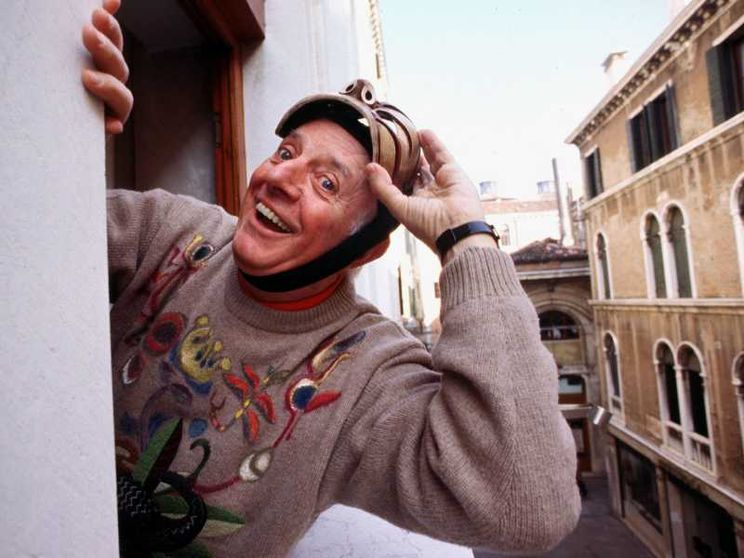 I cento anni di Dario Fo e delle sue maschere