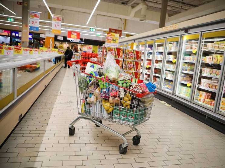 «Compra ora e paga dopo»: il fenomeno che coinvolge il 30% delle famiglie italiane