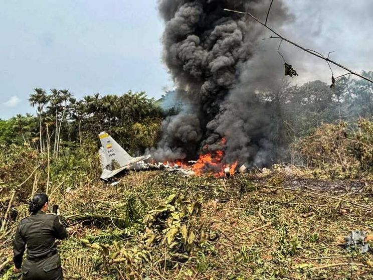 Aereo militare precipita in Colombia: almeno 60 vittime