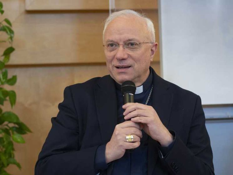 Referendum, fine vita, famiglia nel bosco: l’arcivescovo Baturi invita alla responsabilità