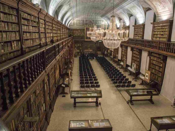 A Milano la Biblioteca Braidense è stata usata per una sessione di fitness