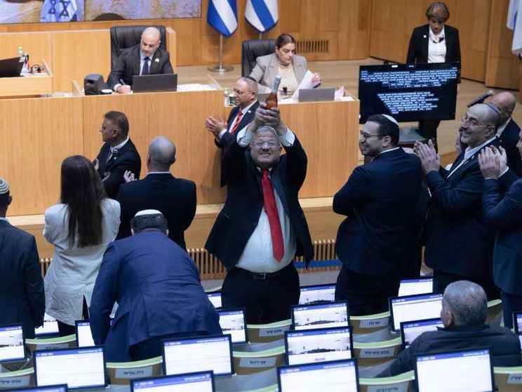 Israele approva una legge per condannare a morte i palestinesi accusati di terrorismo