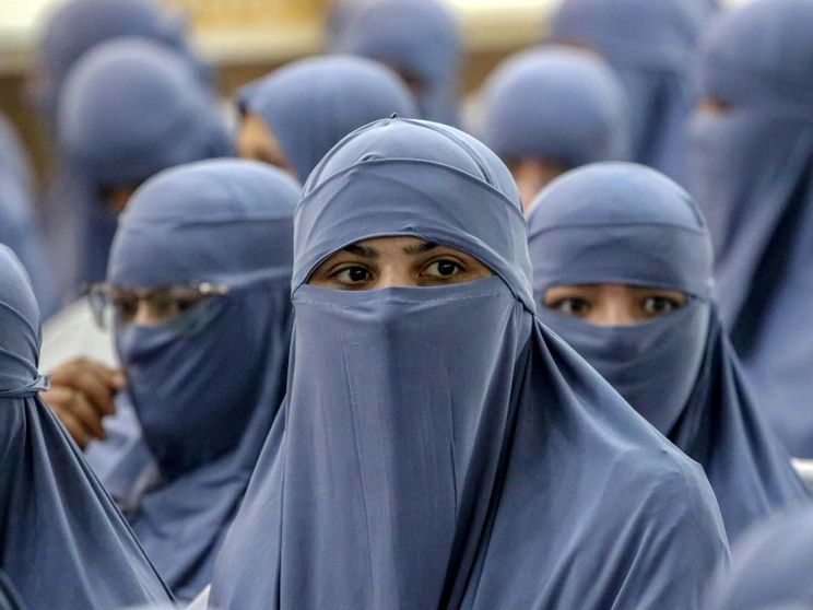 In Afghanistan la resistenza la fanno le ragazze. Continuando a imparare nonostante le scuole chiuse