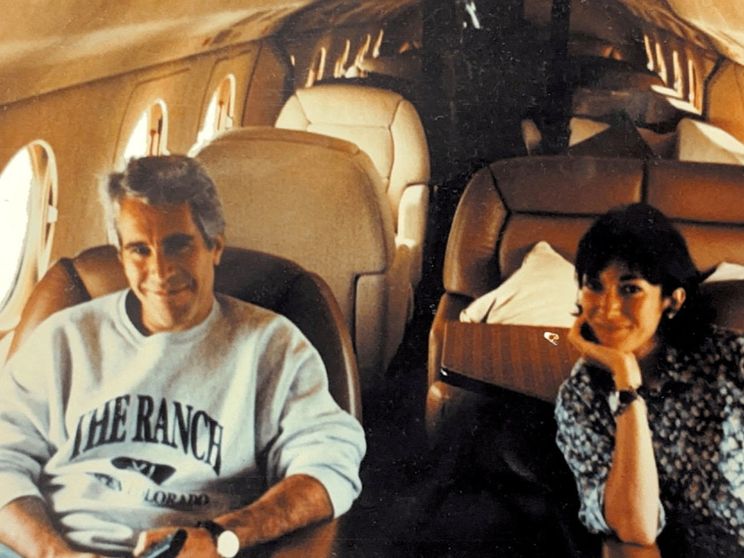 L'esposto alla Procura di Roma: così il caso Epstein è arrivato in Italia