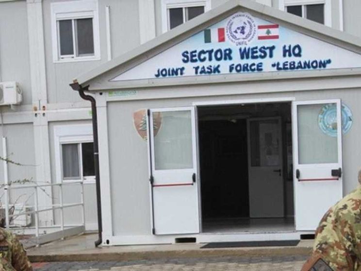 Razzo contro la base italiana Unifil in Libano: «Nessun ferito»