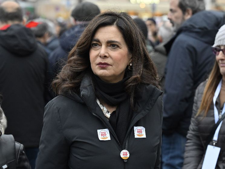 Boldrini: «Orgogliosa di aver bloccato i fascisti, lo rifarei cento volte»