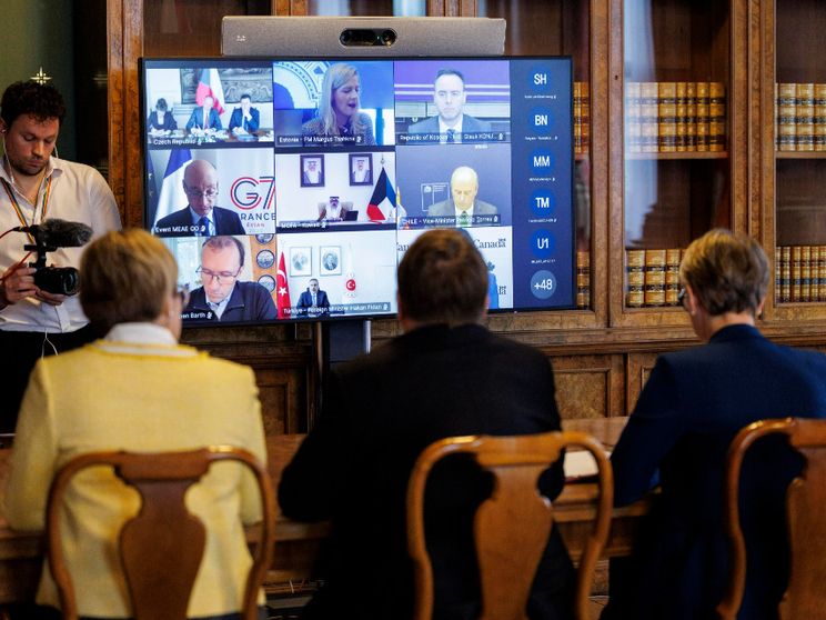 La “coalizione dei volenterosi” promossa da Londra