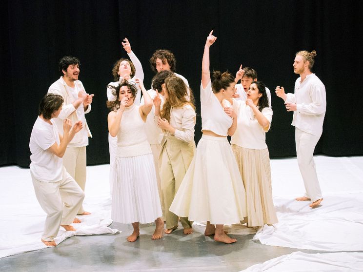 Vacis: «Porto i Vangeli a teatro, parole di verità»