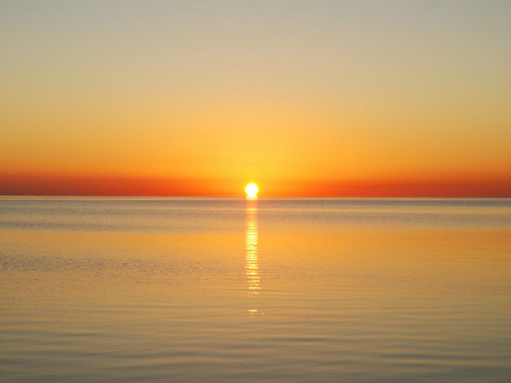 «Ciascuno di noi sia segno della presenza di Cristo risorto»