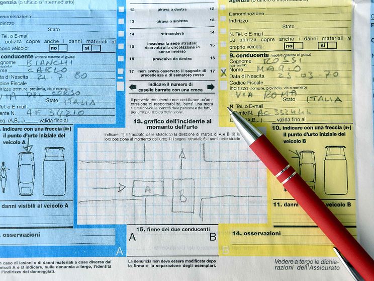 La constatazione amichevole diventa digitale: ecco cosa cambia