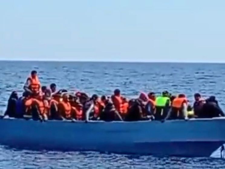 Migranti, 71 persone soccorse dalla Ong Mediterranea. Oim: almeno 990 morti da inizio anno