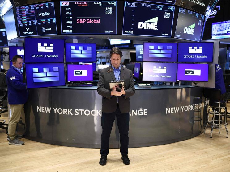 Petrolio in calo dopo la tregua in Iran. Oggi vertice a Bruxelles