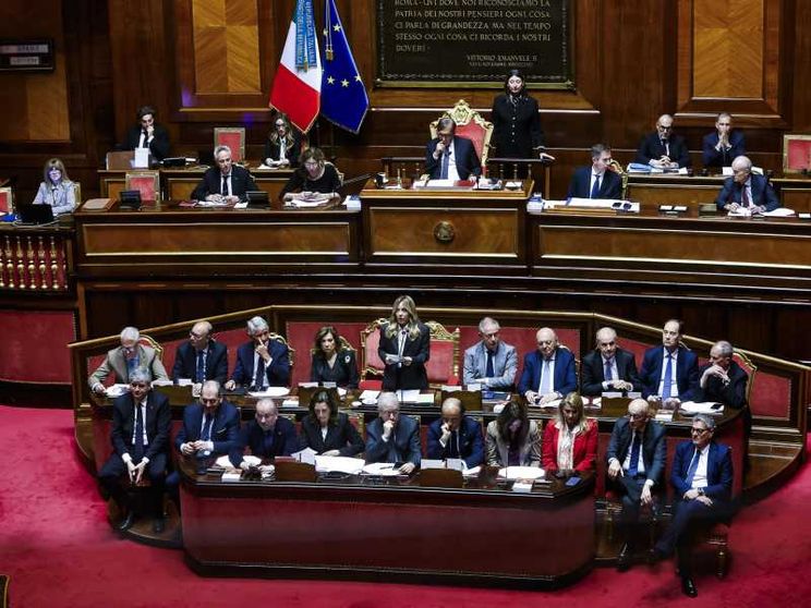 Battute per i social, nessuna mano tesa: in Parlamento è iniziata la campagna elettorale