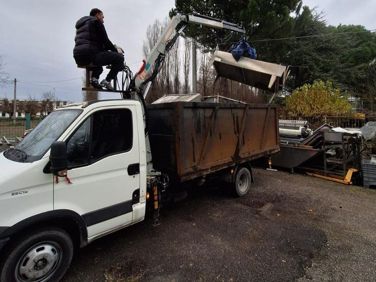 Per rom e sinti la raccolta del ferro può essere la strada per l'inclusione