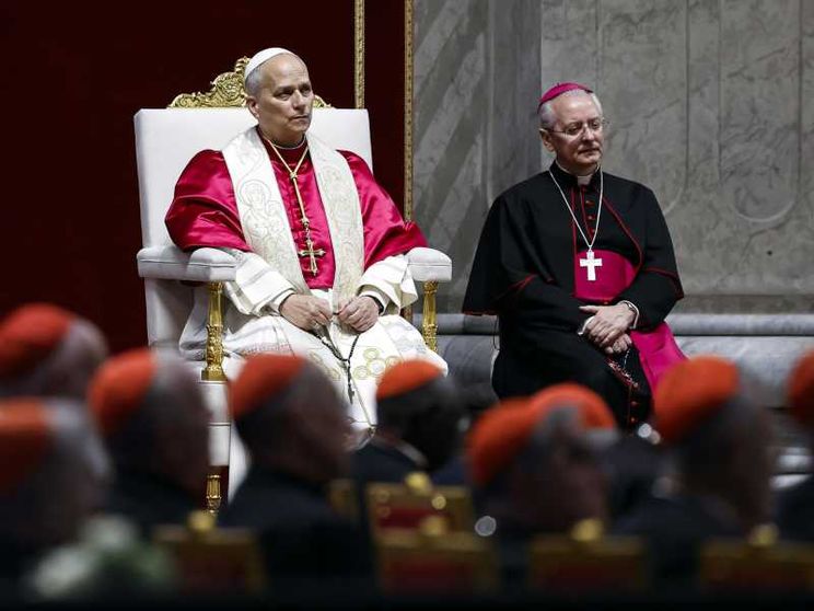 Il monito del Papa ai potenti della terra: «Fermatevi, è il tempo della pace»