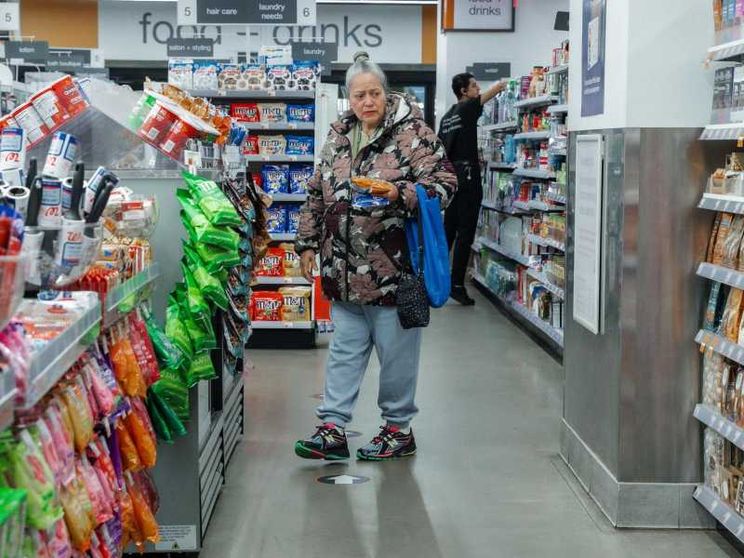 I consumatori americani sono nel baratro. Chi li tirerà fuori?