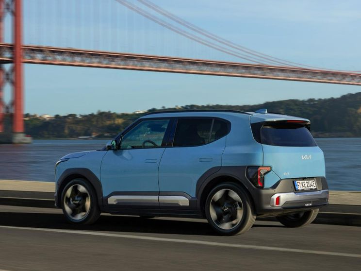 Debutta EV2: ecco come va la nuova piccola elettrica di Kia