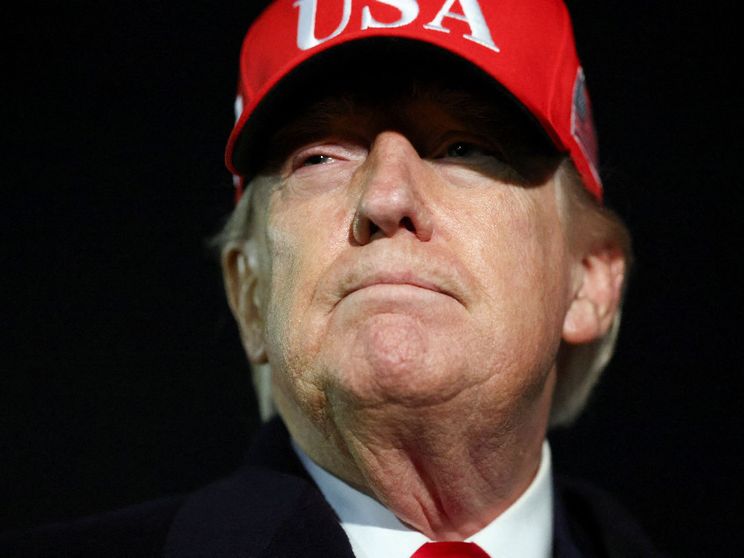 Il presidente degli Stati Uniti alla base militare di Andrews in Maryland, dove è giunto nella notte italiana