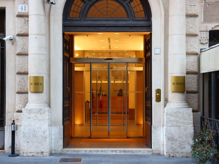 Sace, sedi di Roma e Milano aperte a studenti e giovani