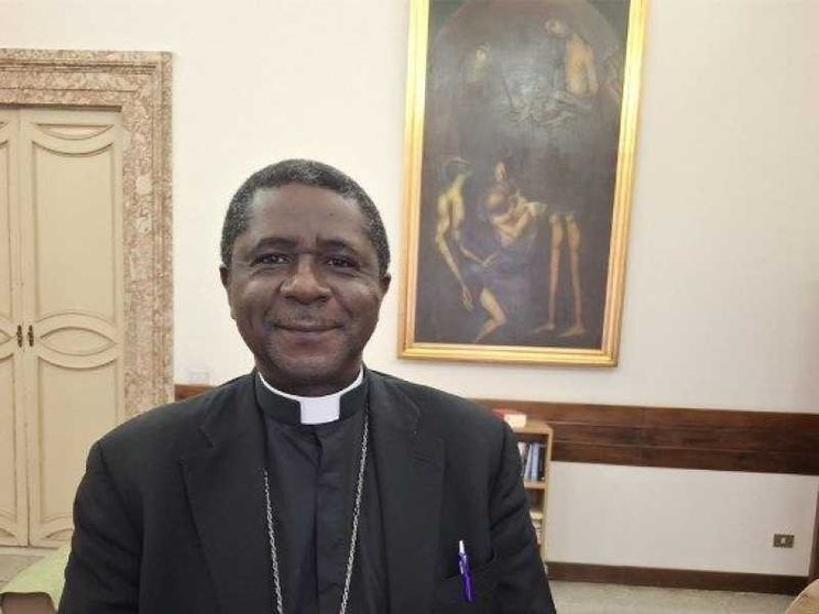 «Il Papa nel mio Camerun, lacerato dalla guerra»