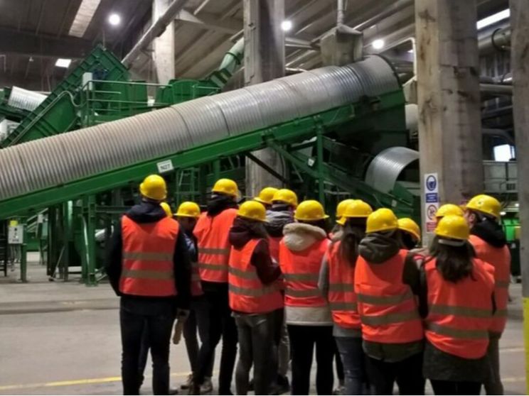 Confimi Industria apre le fabbriche ai giovani