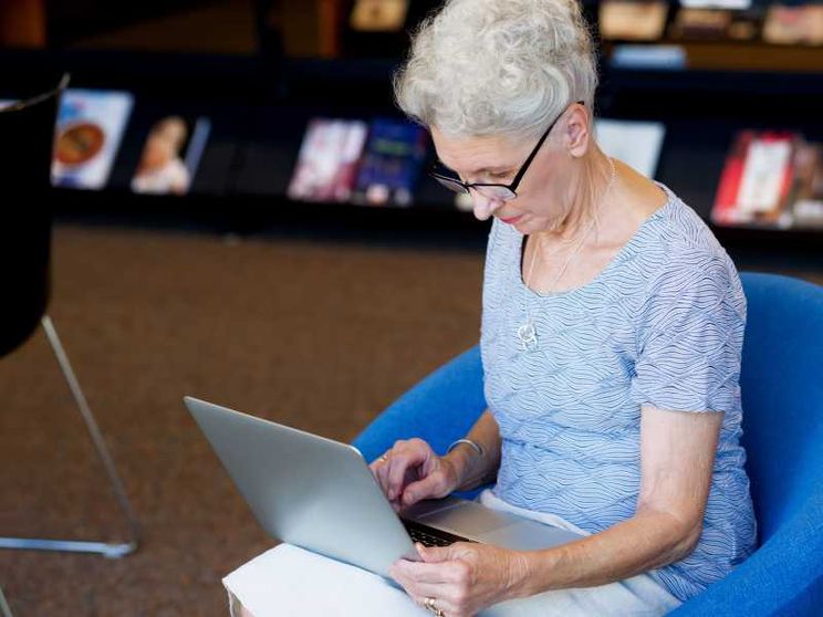 «Invecchiare in salute? Dieta varia, movimento, meno stress. E relazioni ricche»