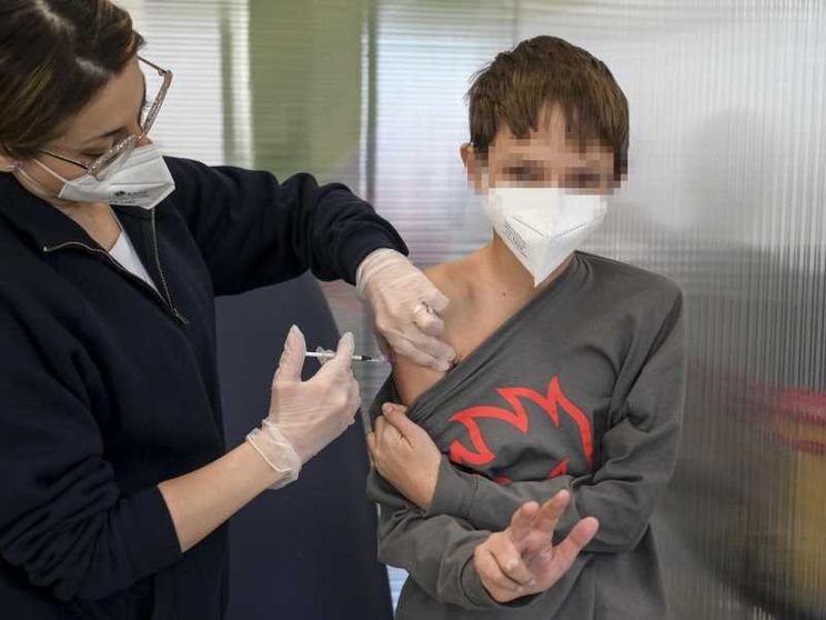 Vaccini in calo: mai così tanti casi di pertosse e morbillo (anche in Europa)