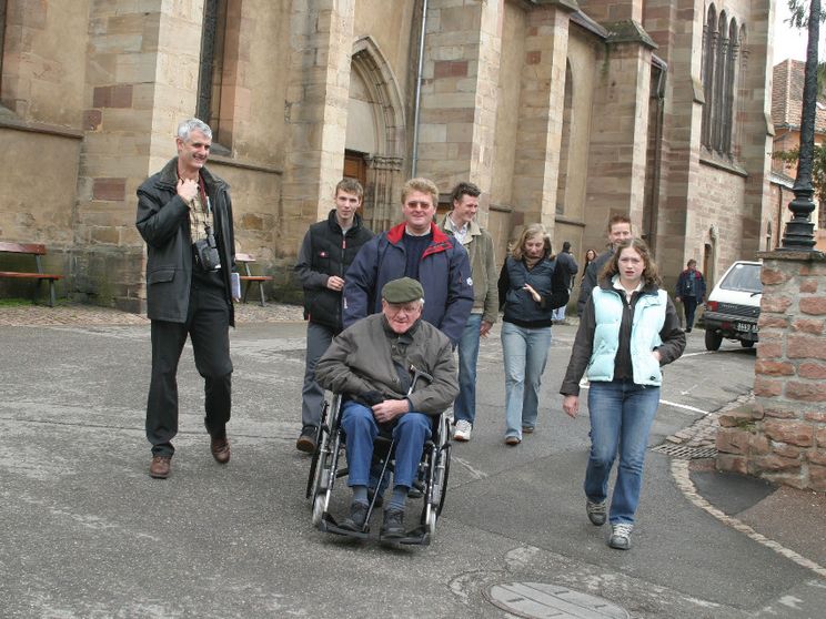 Caregiver, il “braccio destro del welfare”. In attesa del sostegno alle famiglie