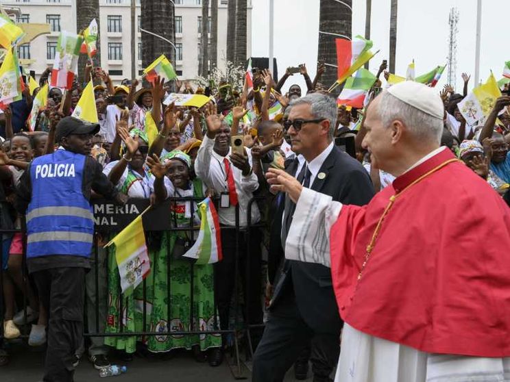 Il Papa in Guinea Equatoriale: «Diciamo no all’economia che colonizza e uccide»