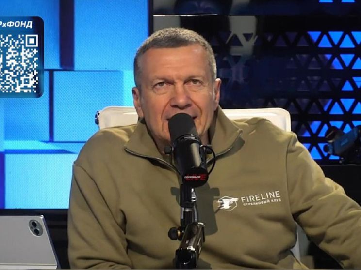 Meloni insultata dalla tv russa, Tajani convoca l'ambasciatore. Solidarietà del Colle. E lei risponde