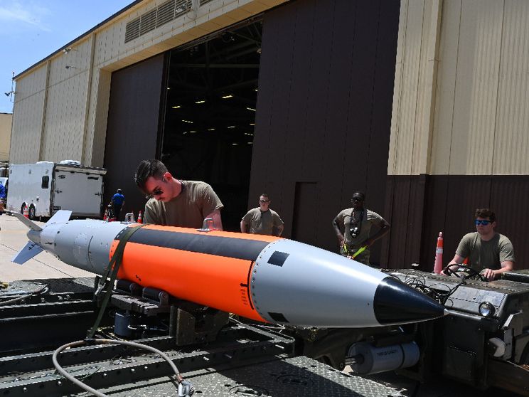 La grande finanza fa retromarcia e torna a investire sulle armi nucleari