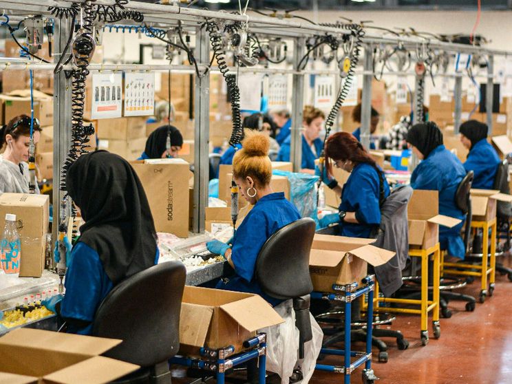 In America i lavoratori sono sempre più stressati: la parola più cercata è "sopraffatto"