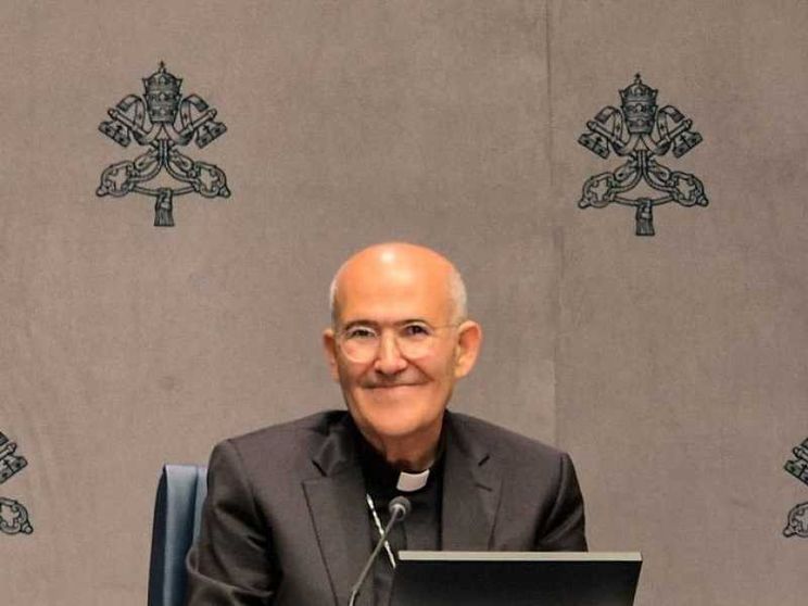 Tolentino dà voce (in poesia) all’allegria dei Tropici