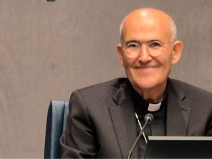 Tolentino dà voce (in poesia) all’allegria dei Tropici