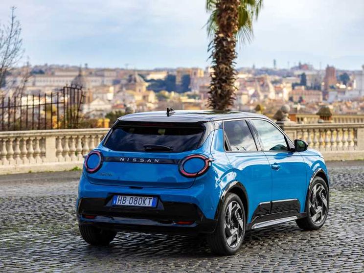 La Micra è tornata: simpatica e scattante, risponde a tre domande