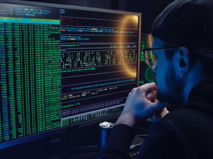 È allarme cyberattacchi in Europa: dalle frodi allo sfruttamento online