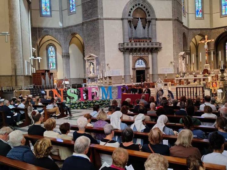 L’assemblea pastorale diocesana sul tema “Camminare insieme” nella cattedrale di Santa Maria del Fiore a Firenze lo scorso maggio / TOSCANA OGGI