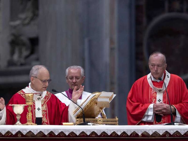 Il cardinale McElroy assieme a Leone XIV durante la Messa celebrata in San Pietro lo scorso 29 giugno per i santi Pietro e Paolo