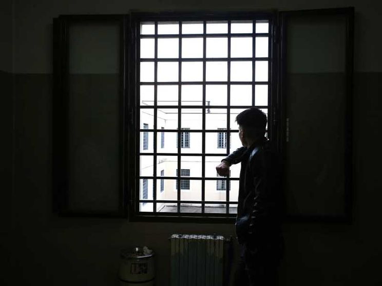 Le carceri sull’orlo del collasso: superata quota 64mila detenuti