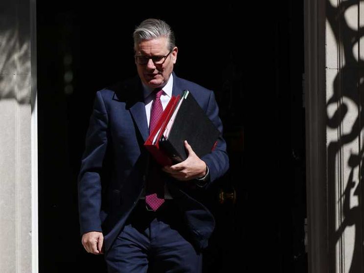 Elezioni locali in Gran Bretagna, laburisti dimezzati e Farage primo