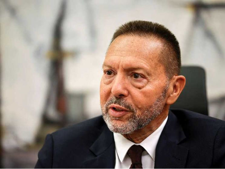 Il governatore della banca nazionale greca: «L’Ue faccia un salto di qualità»