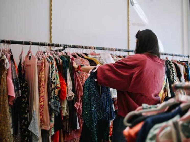 Caro vita: così per risparmiare gli italiani scelgono l’usato
