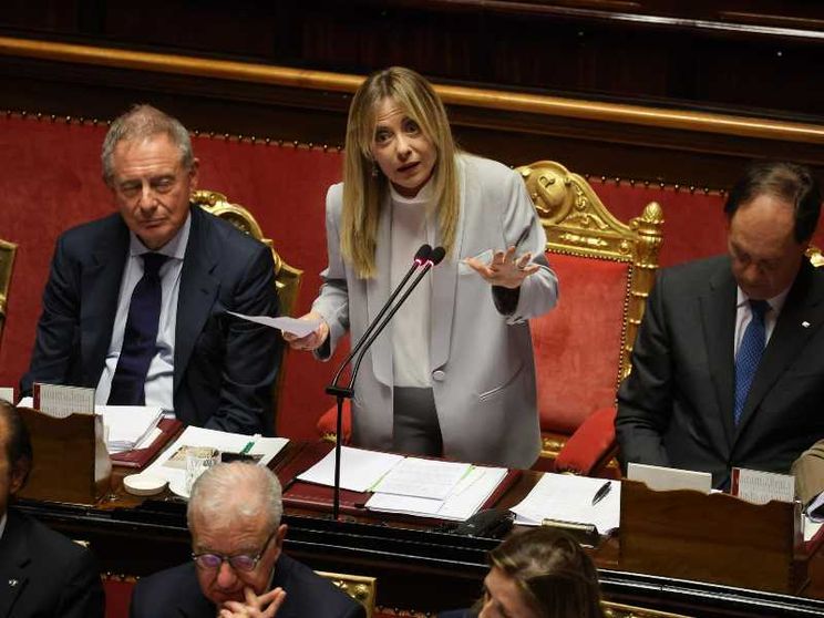 Salari, supermercati, Paese reale: tutti i passaggi dello scontro Meloni-opposizioni